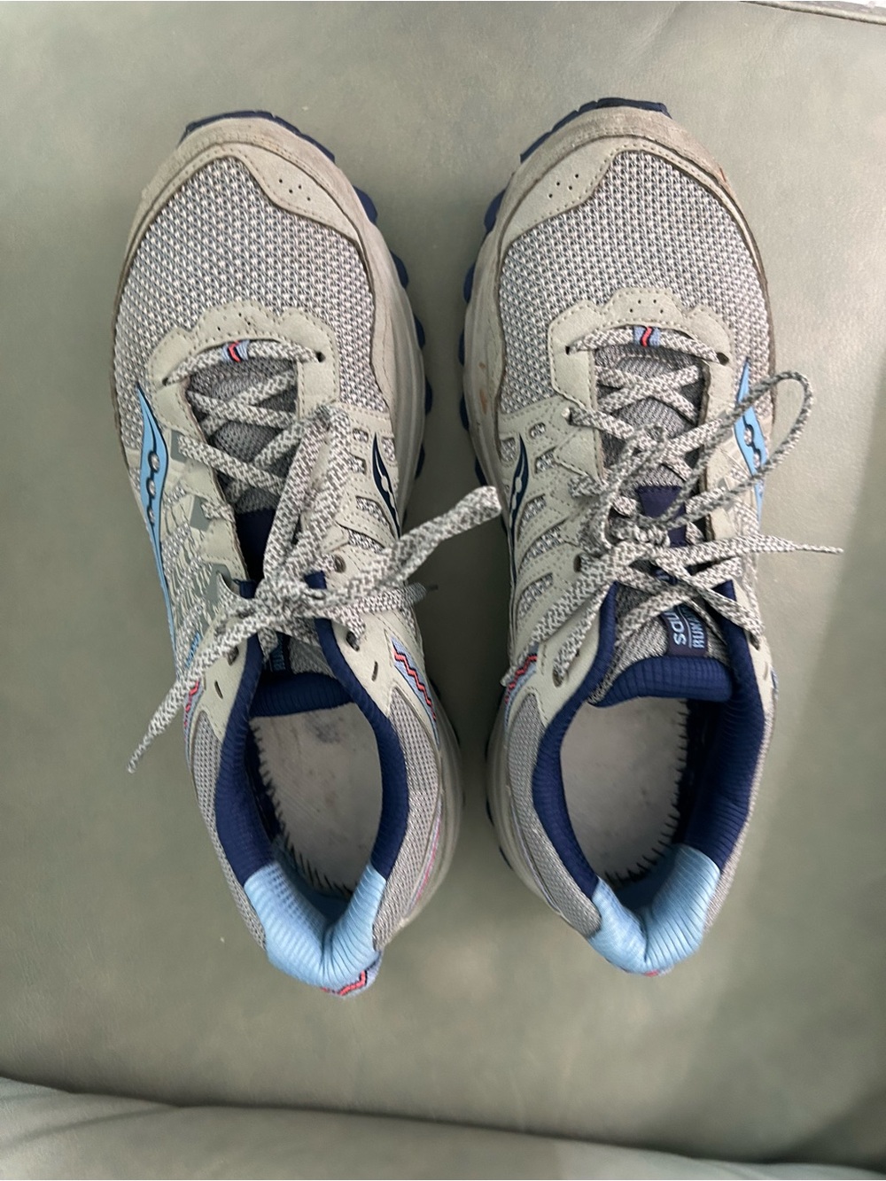 Saucony woman’s Gray and Blue Athletic Sneakers